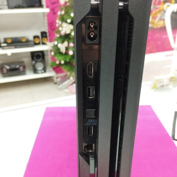 6-6-166686-3-Consola PS4 Pro 1 TB
