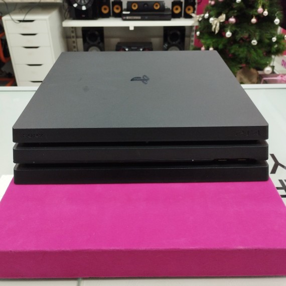 6-6-166686-4-Consola PS4 Pro 1 TB