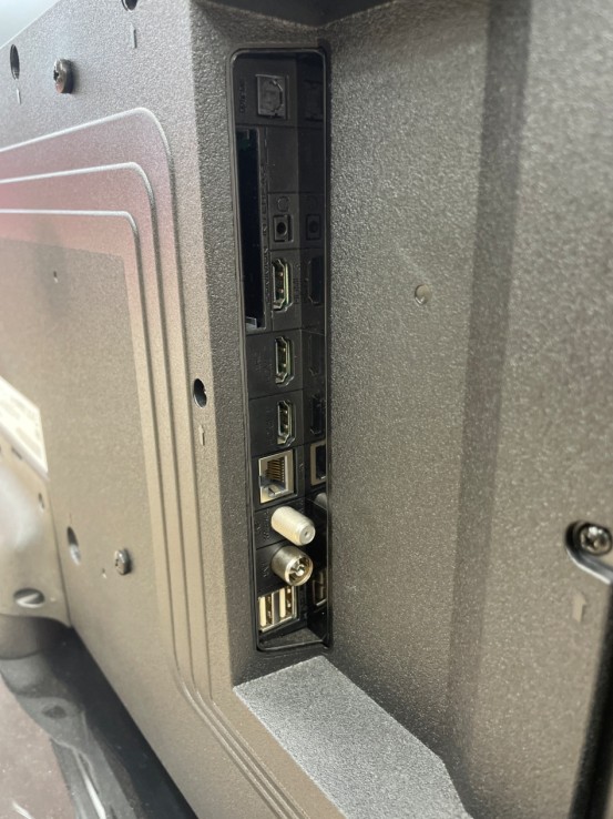 1-1-266693-3-Televisor LED Thosiba 65uv3463dg 