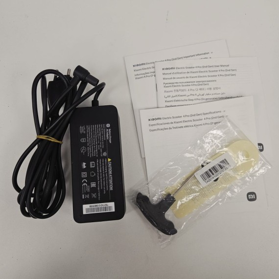 8-8-73618-13-Patinete electrico Xiaomi Electric Scooter 4Pro 2 GEN (1483km)