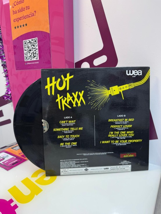 9-9-74944-2-Vinilo hot traxx 1988