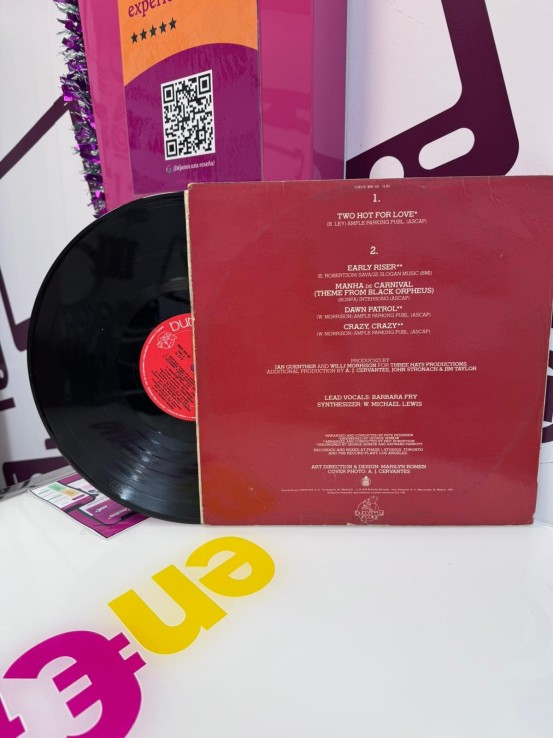 9-9-74915-2-Vinilo thp orchestra two hot for love 