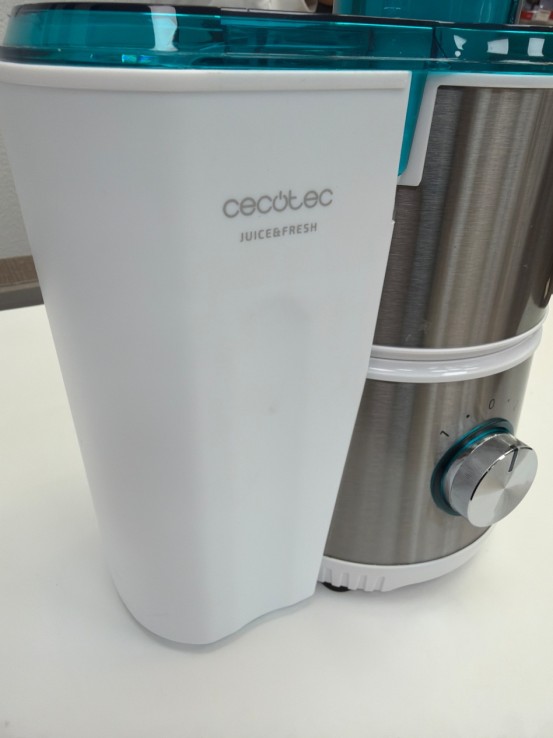 1-1-266782-2-Exprimidor Citricos Cecotec 04154