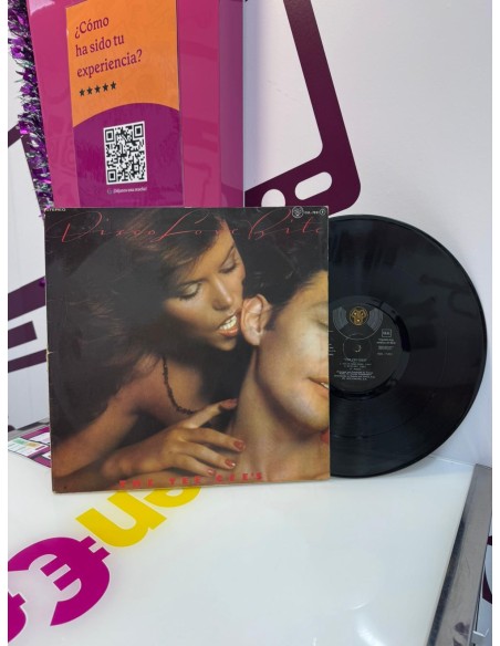 9-9-74960-1-Vinilo Love bite the tee cees