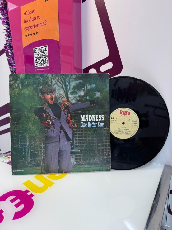 9-9-74952-1-Vinilo Madness One Better Day 