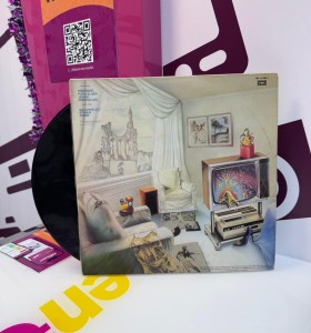 9-9-74890-1-Vinilo Marillion Fugazi  2