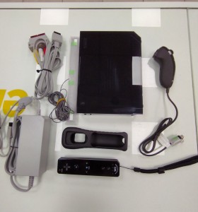 6-6-166596-1-Consola Wii Fit Plus Pack Negra