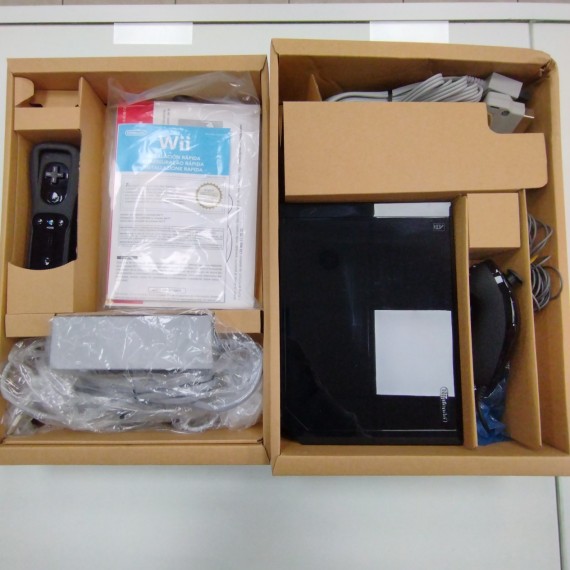 6-6-166596-2-Consola Wii Fit Plus Pack Negra