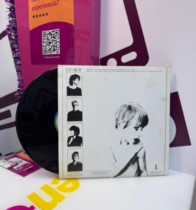 9-9-74891-1-Vinilo U2 Boy 2