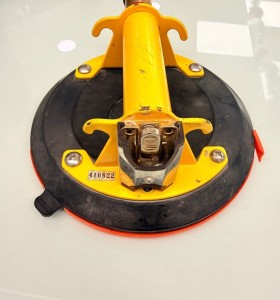 8-8-73931-1-Ventosas Stanley Amarilla 2