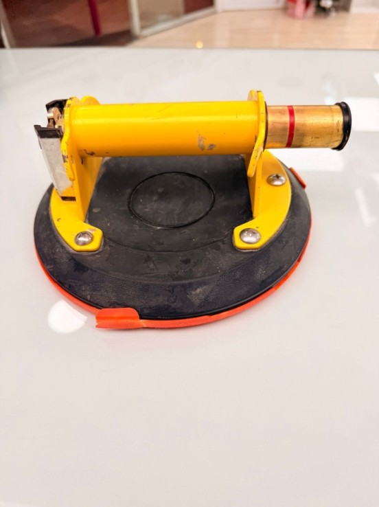 8-8-73931-3-Ventosas Stanley Amarilla