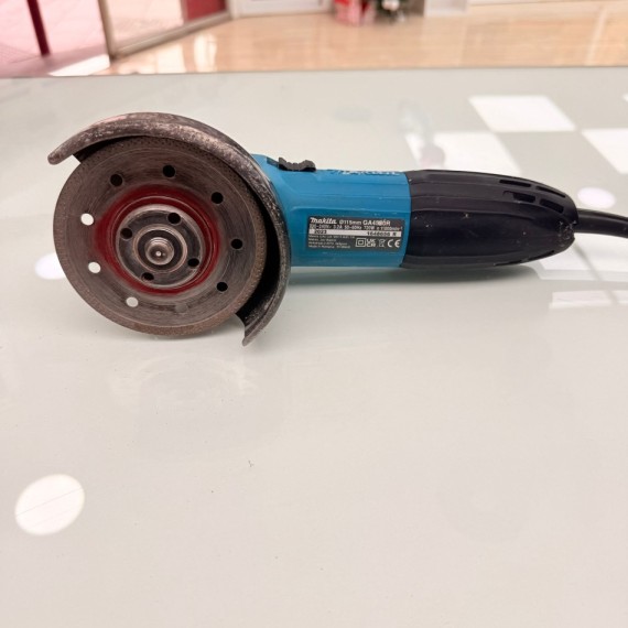 8-8-73929-4-Radial Makita GA 4500R 720w