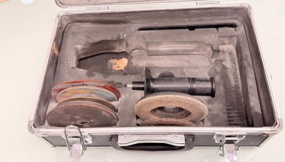 8-8-73929-6-Radial Makita GA 4500R 720w