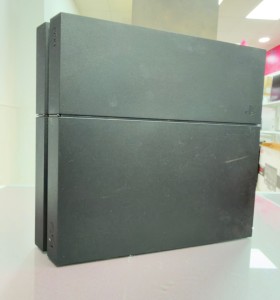 7-7-84566-1-Consola PS4 Fat 1 TB