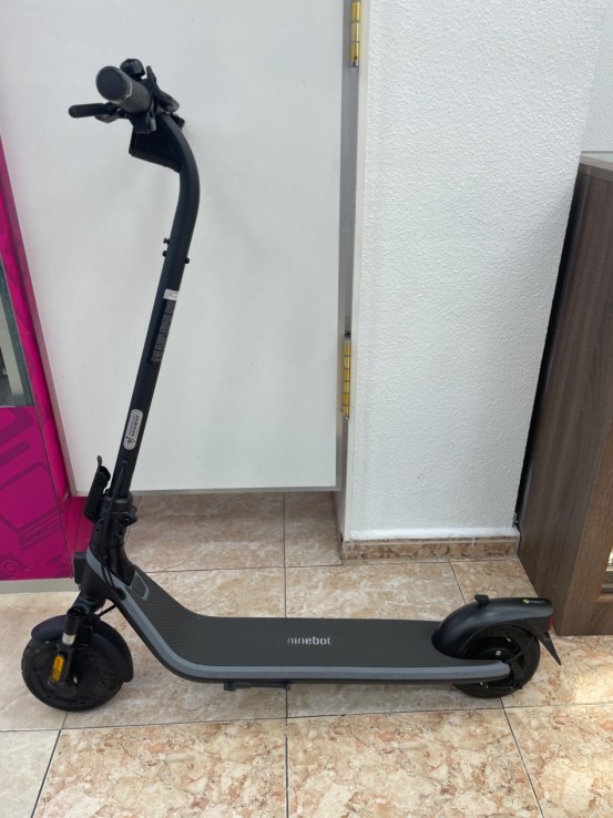 1-1-268693-1-Patinete Ninebot 
