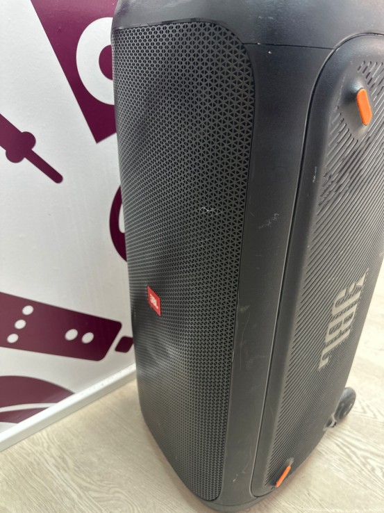 9-9-73213-7-Altavoz Portatil Bluetooth SIN GARANTIA JBL Partybox 310