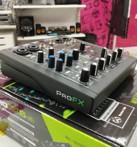 6-6-166622-1-Controlador Mackie ProFX6v3 (sin uso) 2