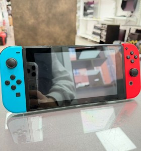 7-7-84692-1-Consola Nintendo Switch Hac-001 2