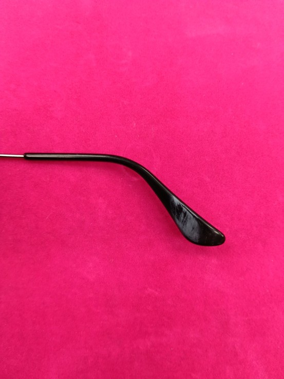 6-6-166722-2-Relojería y gafas RayBan