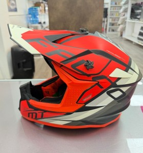 7-7-83524-1-Casco Integral MT Helmets Falcon Thr 2