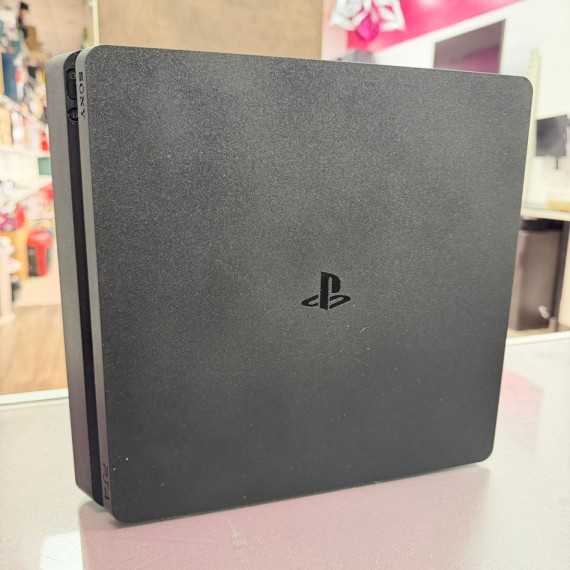 7-7-83052-2-Consola PS4 Slim 500gb