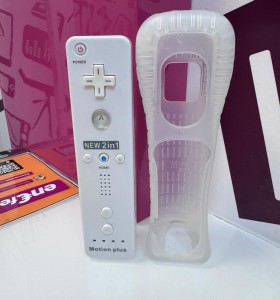 9-9-75185-1-Mando Clasico Wii compatible