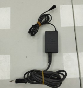 6-6-165727-1-cargador psp 5V 2000mA