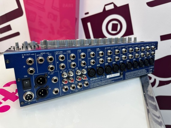 9-1-259729-10-Controlador Mezclador Yamaha MG16 6FX