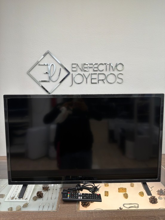1-1-267620-1-Televisor LED Lg 32lq63 Smart