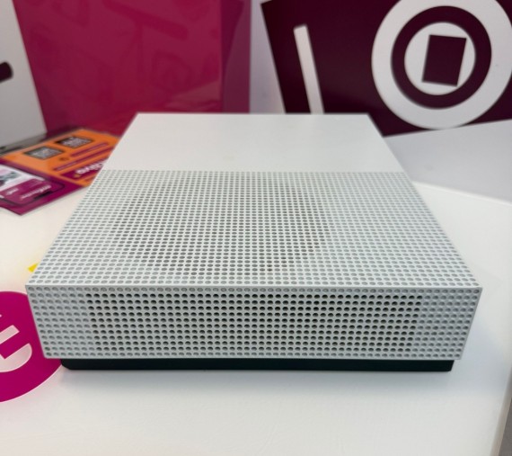 9-9-75280-10-Consola Xbox One S 1681 1t 