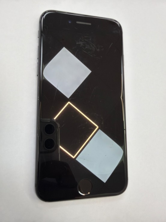 1-1-251670-2-Smartphone Iphone 8 64Gb Bat.100