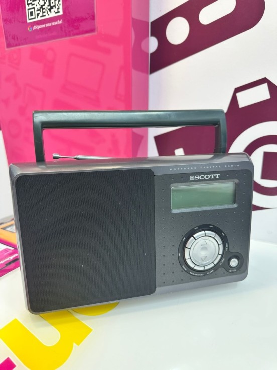 9-9-75334-1-Radio Portátil Scott