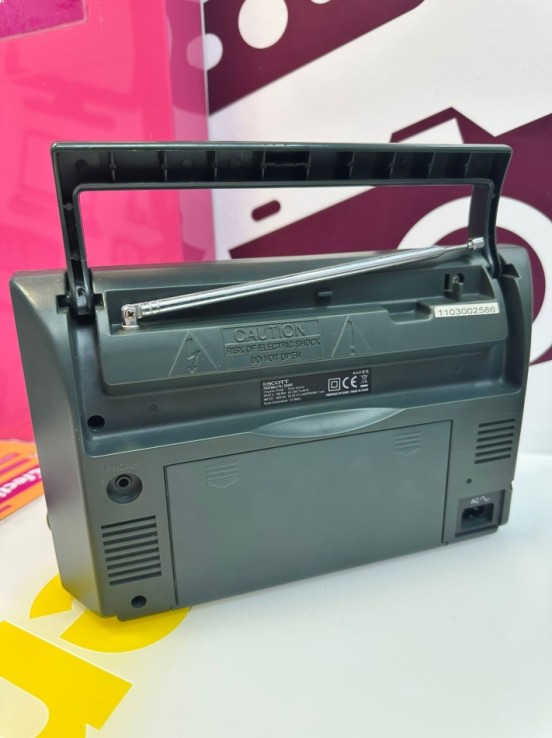 9-9-75334-2-Radio Portátil Scott