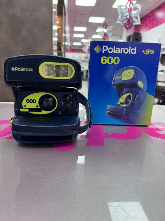 7-7-84776-1-Cámara vintage Polaroid 600