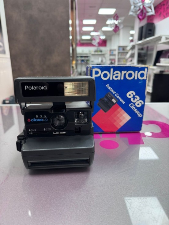 7-7-84777-1-Cámara vintage Polaroid 636