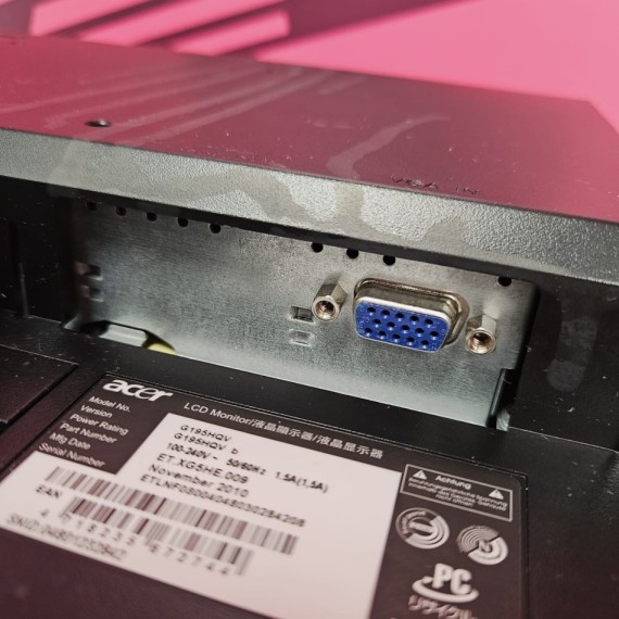 8-8-75601-7-Monitores Acer G195HQV 