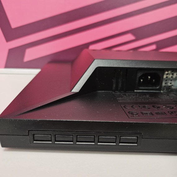 8-8-75601-9-Monitores Acer G195HQV 