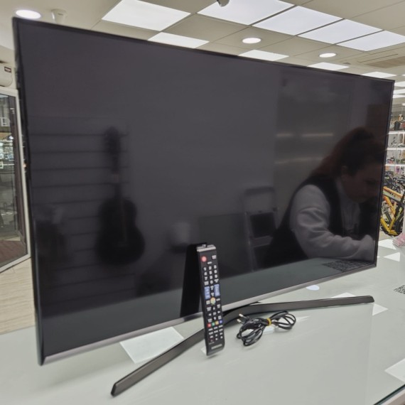 8-8-75678-2-Televisor LED SMART Samsung UE43J5600AW (SmartTV antiguo)