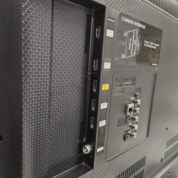 8-8-75678-6-Televisor LED SMART Samsung UE43J5600AW (SmartTV antiguo)