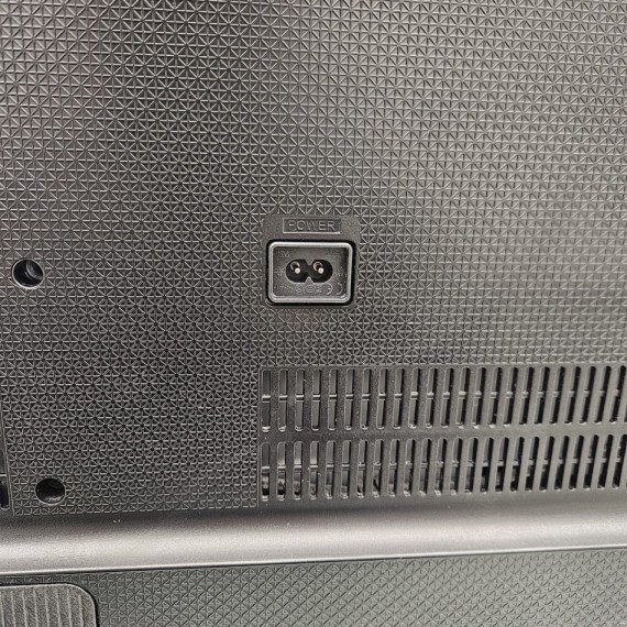 8-8-75678-7-Televisor LED SMART Samsung UE43J5600AW (SmartTV antiguo)