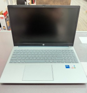 7-7-83316-1-Ordenador portátil HP TPN-Q286 Intel Core I5 120U 1.4 GHz 16g Ram 1 TB SSD