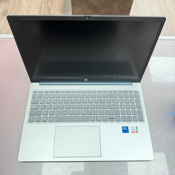 7-7-83316-2-Ordenador portátil HP TPN-Q286 Intel Core I5 120U 1.4 GHz 16g Ram 1 TB SSD