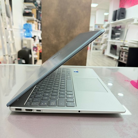 7-7-83316-4-Ordenador portátil HP TPN-Q286 Intel Core I5 120U 1.4 GHz 16g Ram 1 TB SSD