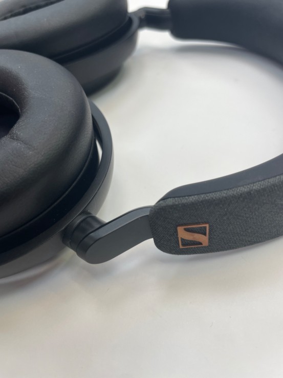 1-1-266311-3-Auriculares Diadema Sennheiser Momentum 4 Wireless Special Edition 