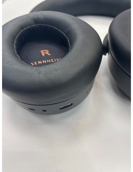 1-1-266311-4-Auriculares Diadema Sennheiser Momentum 4 Wireless Special Edition 