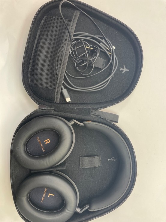 1-1-266311-5-Auriculares Diadema Sennheiser Momentum 4 Wireless Special Edition 