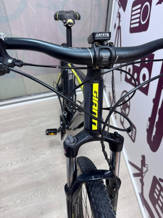 9-9-75331-6-Bicicleta Montana giant talon 3 29 Talla L (2019)