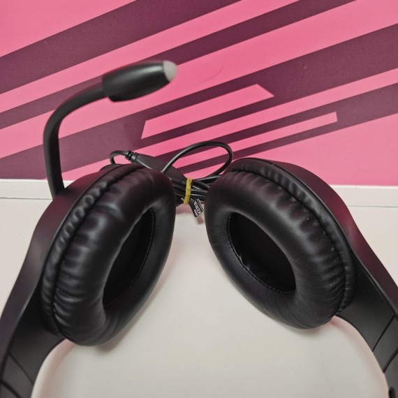 8-8-75680-11-Accesorio Ordenador Pack Gaming Teclado,ratón Y Auriculares KENYA