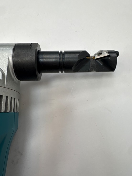 1-1-266504-3-Sierra Roedora Makita DJN161 