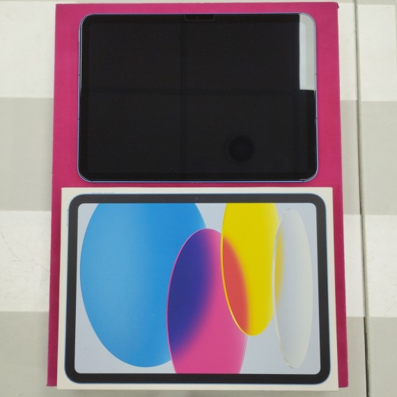 6-6-167026-1-IPad IPad A16 Wi-Fi Cellular